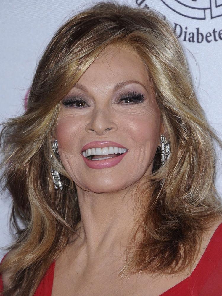 Photo of Raquel Welch