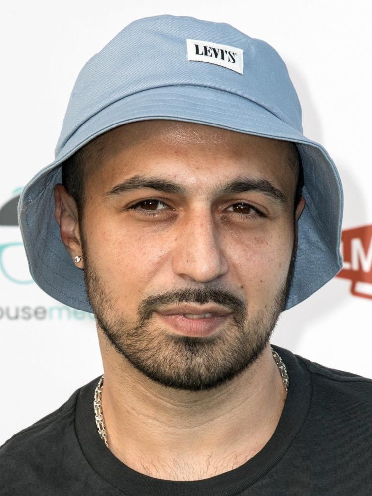 Photo of Adam Deacon