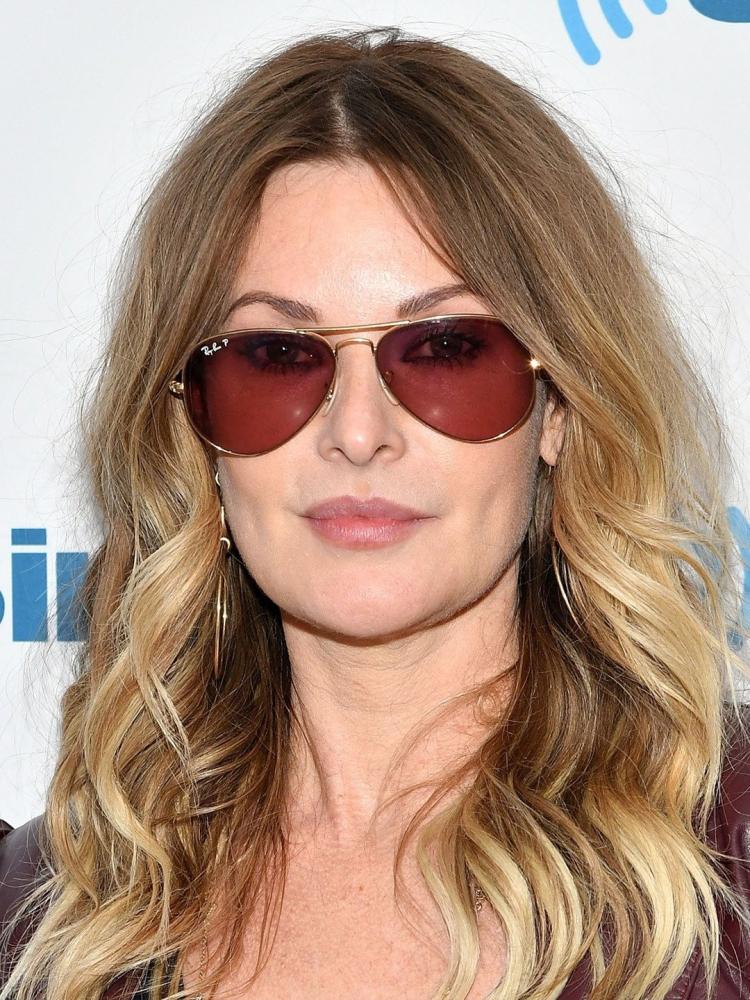 Photo of Elizabeth Cook