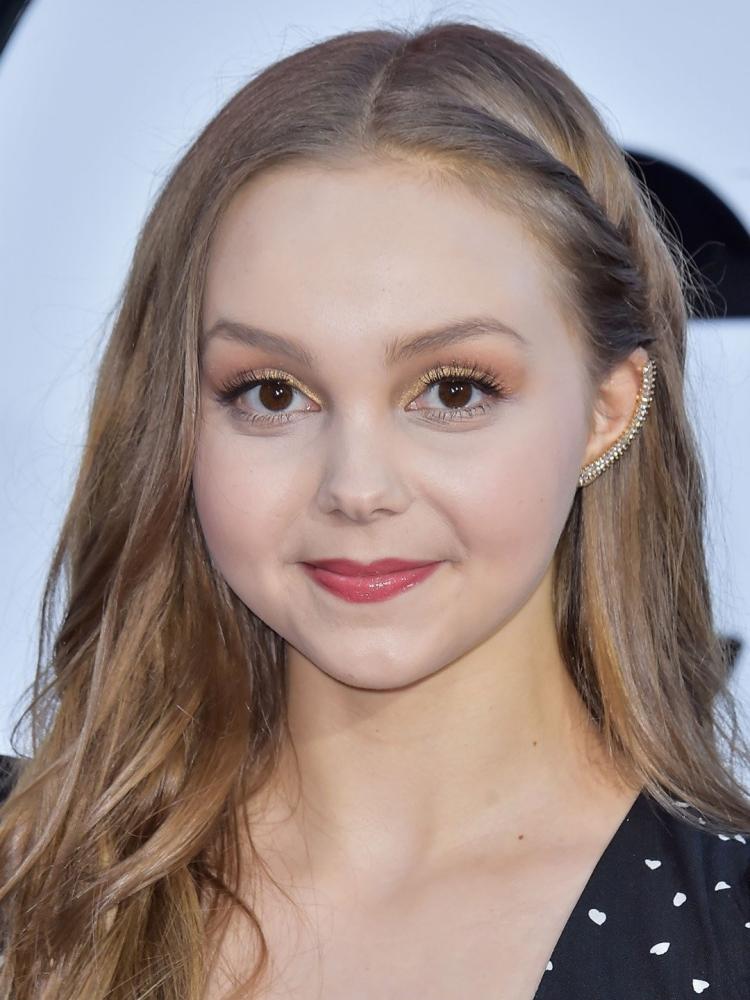 Photo of Savannah Lee May