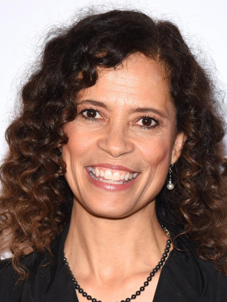 Photo of Erica Gimpel
