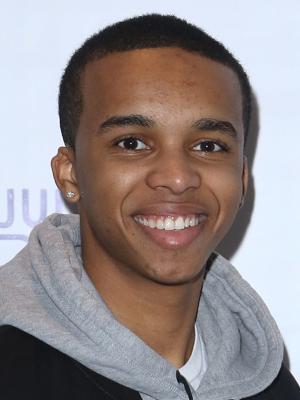 Donis Leonard Jr.