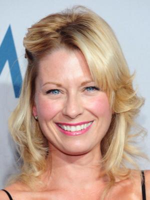 Angela Pierce