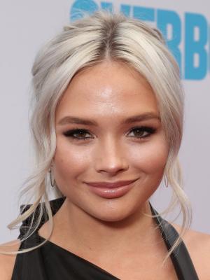 Natalie Alyn Lind