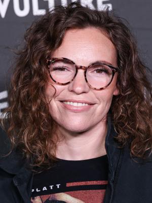 Beth Stelling
