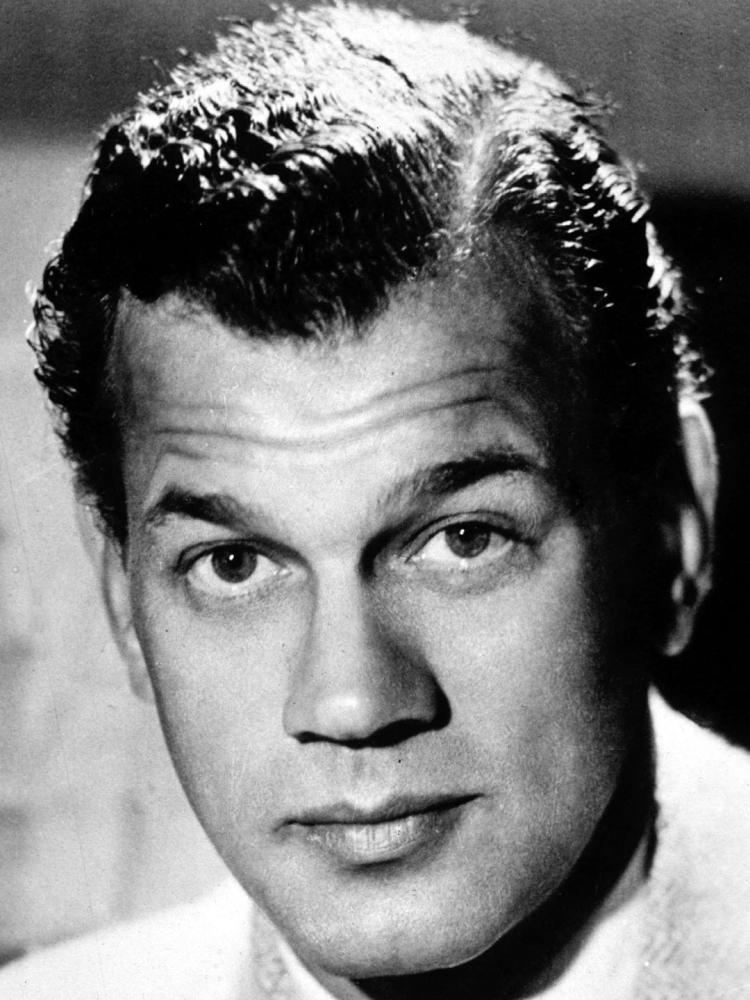 Photo of Joseph Cotten