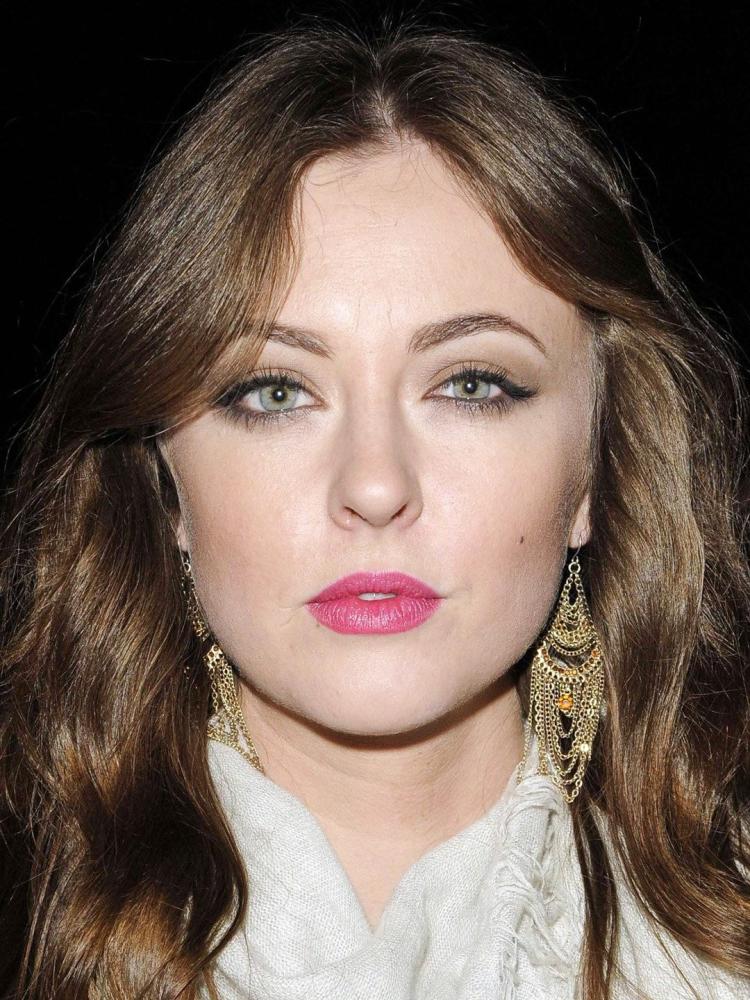 Photo of Katharine Isabelle