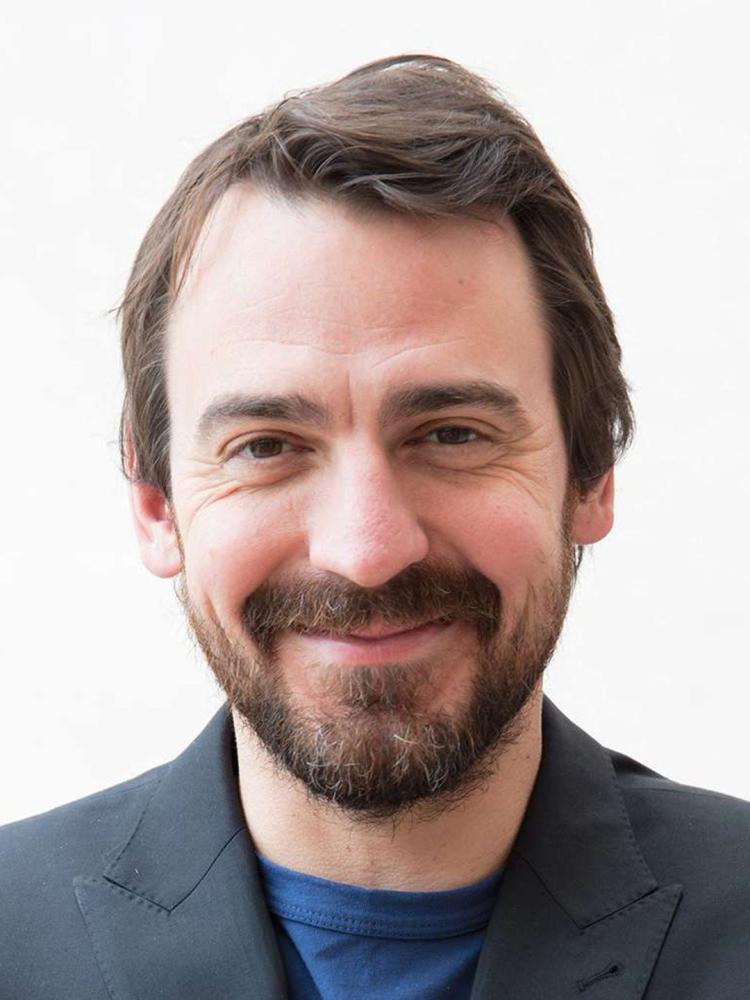 Photo of Ewen Leslie