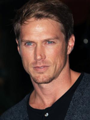 Jason Lewis