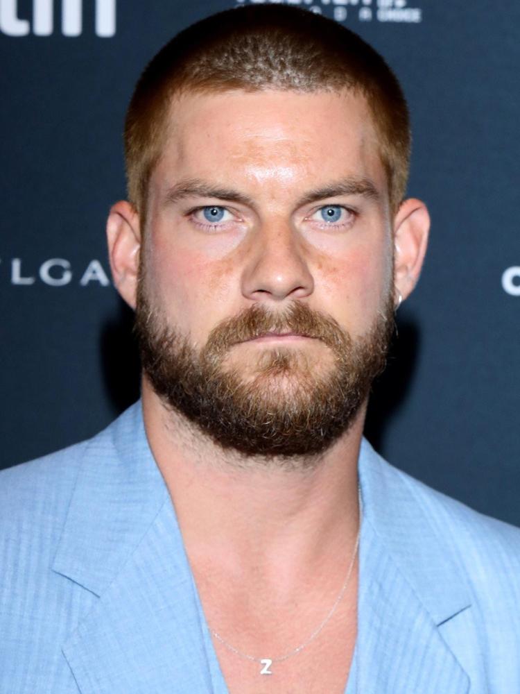 Photo of Jake Weary
