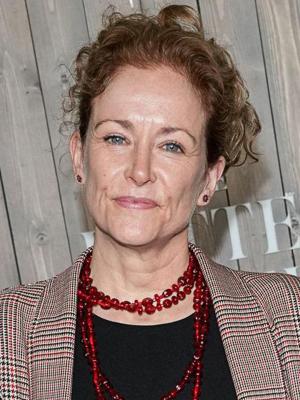 Leslie Hope