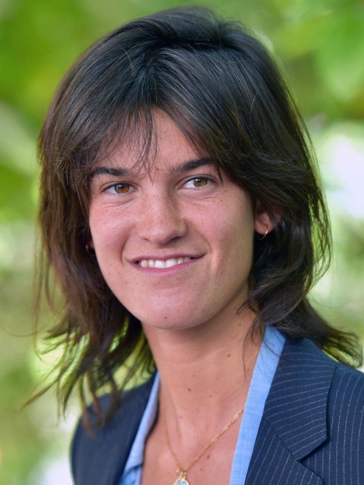 Photo of Suzanne Lindon