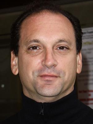 Robert Bella