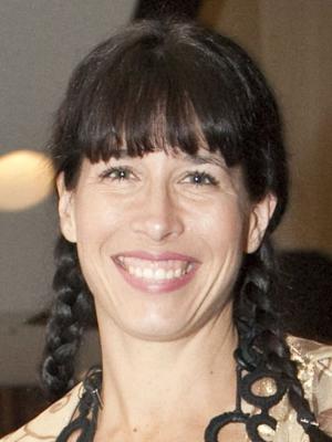 Andrea Menard