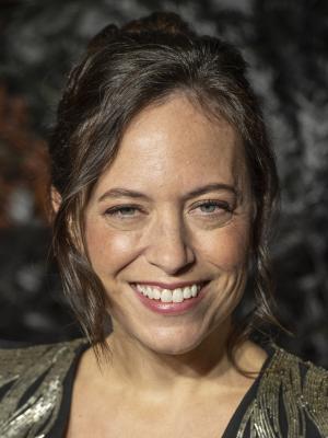 Lauren Schmidt Hissrich
