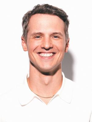 Freddie Stroma