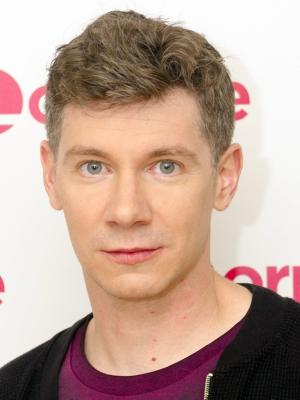 Karl Davies