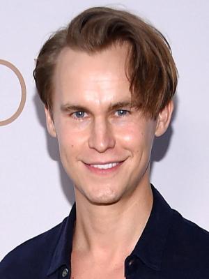 Rhys Wakefield