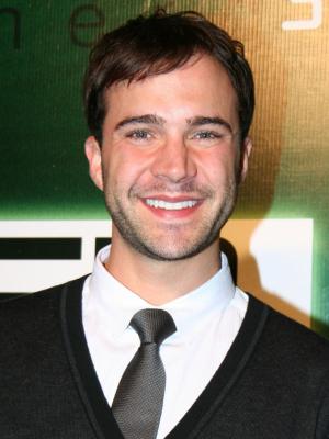 Gil McKinney
