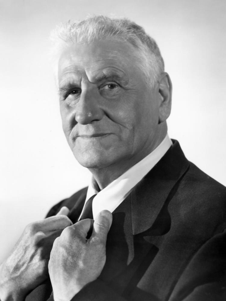 Photo of Finlay Currie