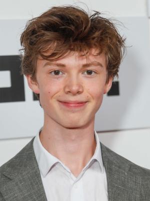 Lucian Zanes