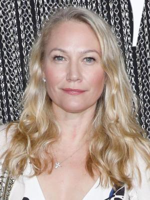 Sarah Wynter