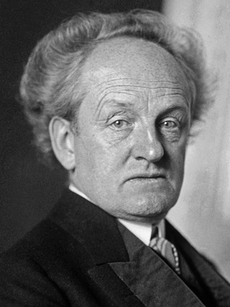 Photo of Gerhart Hauptmann