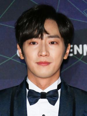 Lee Sang-yeob
