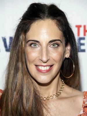 Mia Schaikewitz