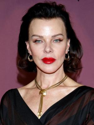 Debi Mazar